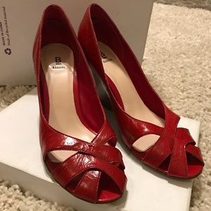 Bakers Red Wedges 8.5